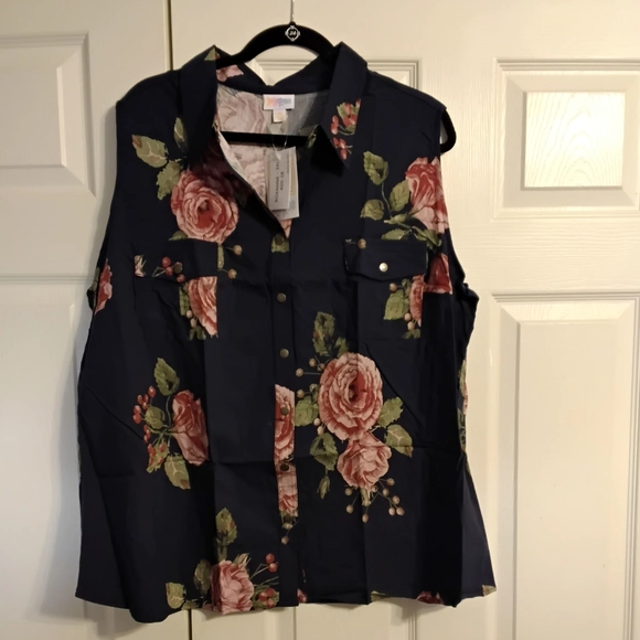LuLaRoe Roxanne Snap Tank Top NWT - Picture 1 of 3
